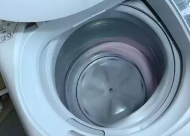 清洗洗衣機，用這個簡單的方法