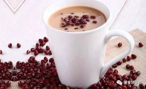 選一杯你最想喝的奶茶，測你什麼時候才可以享清福？ 