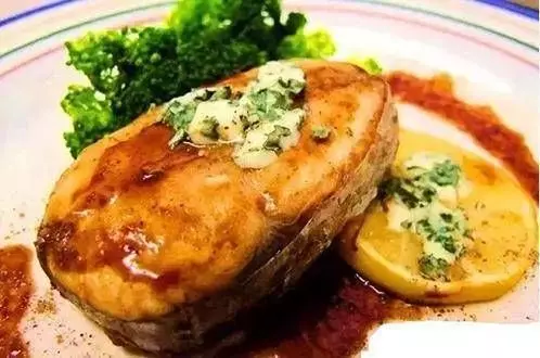 愛吃馬鮫魚，就得這樣做才好吃，不用再蒸這個傳統的烹飪方法啦！！ 
