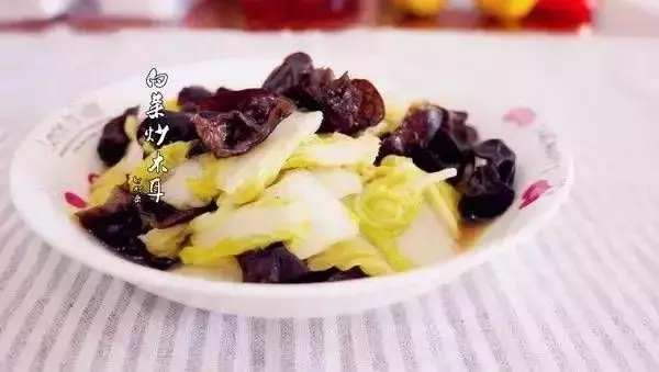 冬季吃木耳，好處多多，11道好吃木耳菜做法!!