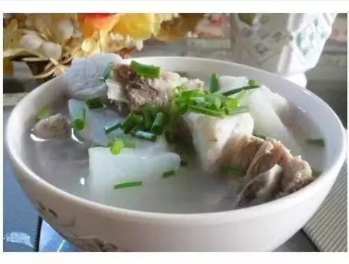 30個湯每個都煲一次就過年啦！愛喝湯收好！台灣冬天多是濕寒天氣，喝湯補身驅寒，特別是身體不好的朋友！！！