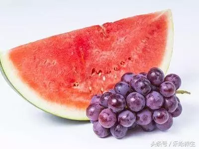 肝病最怕的3種水果，趕緊趁夏天多吃點。