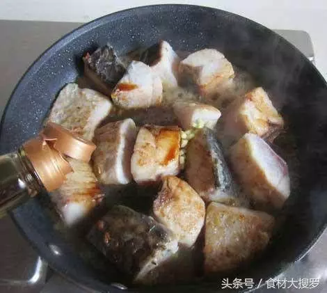 教大家做紅燒魚塊~如何煮到魚肉質細嫩，好吃？趕快學起來